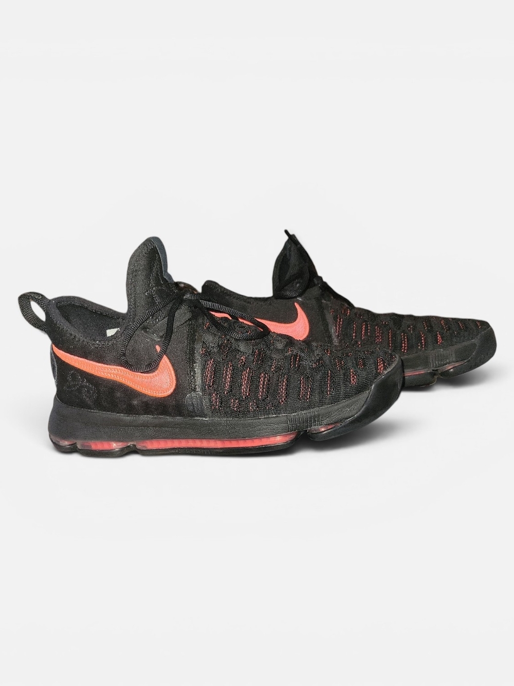 Nike KD 9 "Aunt Pearl"Special Edition Kay Yow Cancer Fund  (SC 881796-060)SZ 9.5